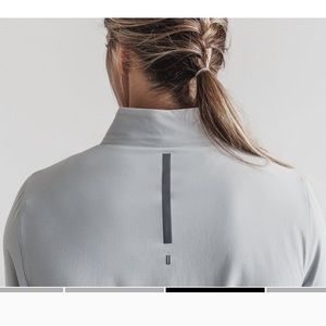 NOBULL Women’s Four Way Stretch Woven Jacket Size Small